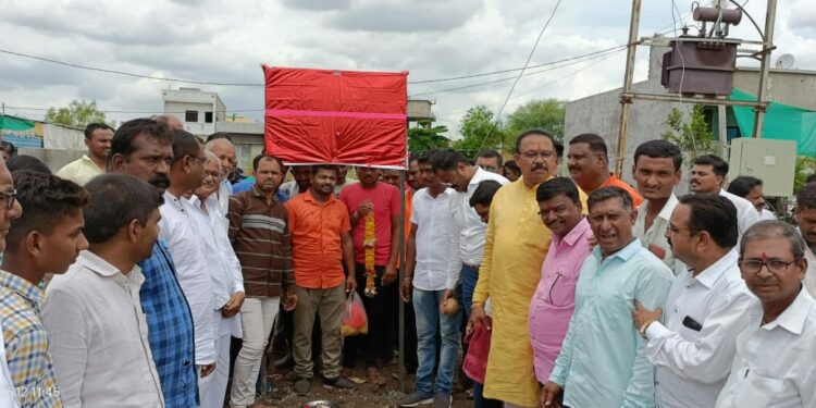नगरदेवळ्यात विविध विकास कामांचे भूमिपूजन व लोकार्पण