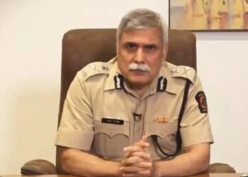 राज्यातील सर्व पोलीस ठाण्यांना हाय अलर्ट ; मुंबई पोलीस आयुक्तांनी दिले हे आदेश