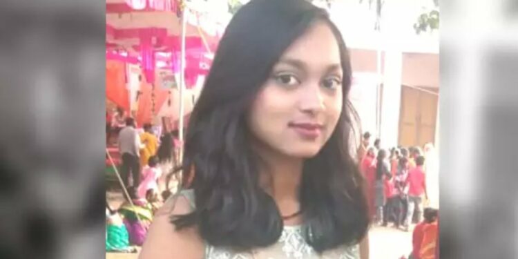 डॉक्टर होण्याचे स्वप्न राहिले अधुरेच : विद्यार्थिनीच्या आत्महत्येमागील कारण वाचून हादराल