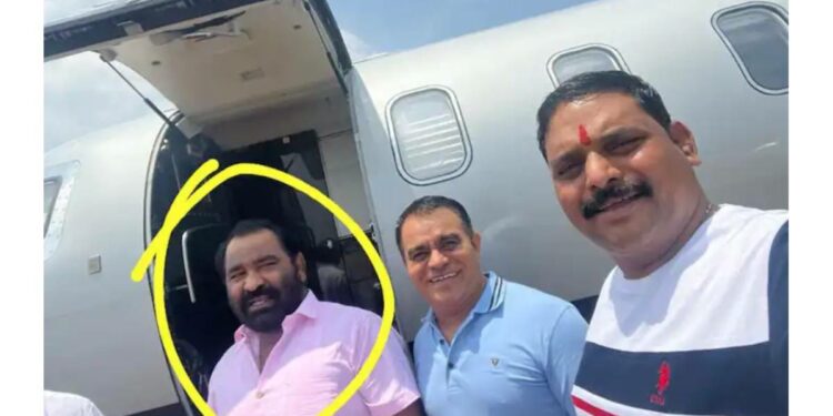 नितीन देशमुखांच्या ‘त्या’ खळबळजनक दाव्यावर शिंदे गटाने दिला पुरावा, पहा हे फोटो