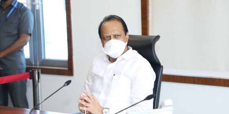 विधानसभा अध्यक्ष अभिनंदन भाषणा दरम्यान अजितदादा पवारांची विरोधकांवर जोरदार बॅटिंग ; व्हिडीओ सोशल मीडियात चर्चेत