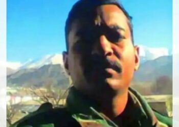 कुटुंबाची भेट घेऊन कर्तव्यावर परतलेल्या जळगावच्या जवानाला वीरमरण