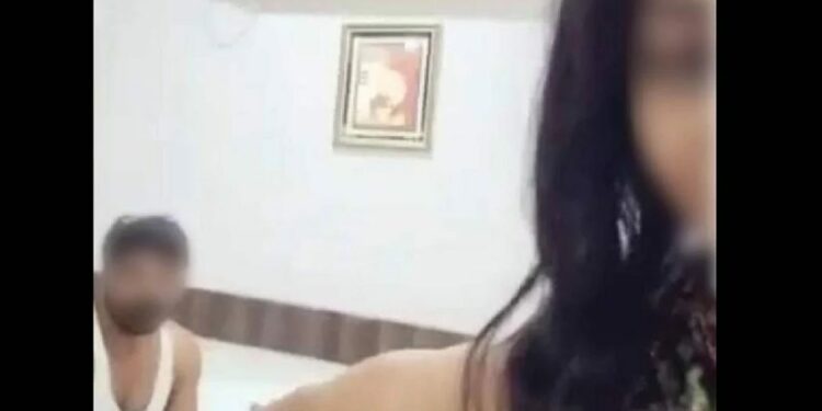 अरे बापरे.. भाजपचे श्रीकांत देशमुखांचा महिलेसोबतचा बेडरूमधील VIDEO व्हायरल