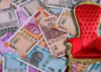 खळबळजनक ! शिंदे सरकारमध्ये मंत्रिपद मिळवून देण्यासाठी 100 कोटींची मागणी, चौघांना अटक