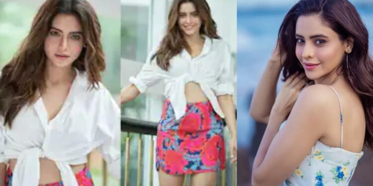 अभिनेत्री आमना शरीफचे ग्लॅमरस फोटो पाहिलेत का? पाहून व्हाल घायाळ