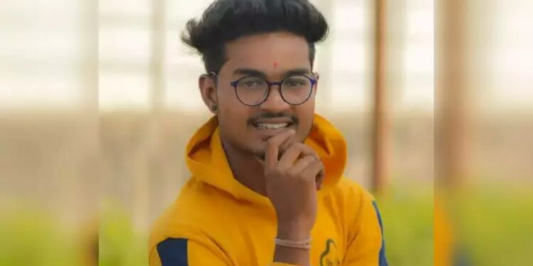 धक्कादायक ! व्हिडीओ तयार करुन २२ वर्षीय तरुणाने घेतला गळफास