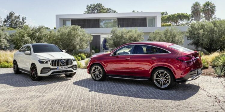 8 लाखात मर्सिडीज अन् 11 लाखात BMW कार खरेदी करण्याची संधी