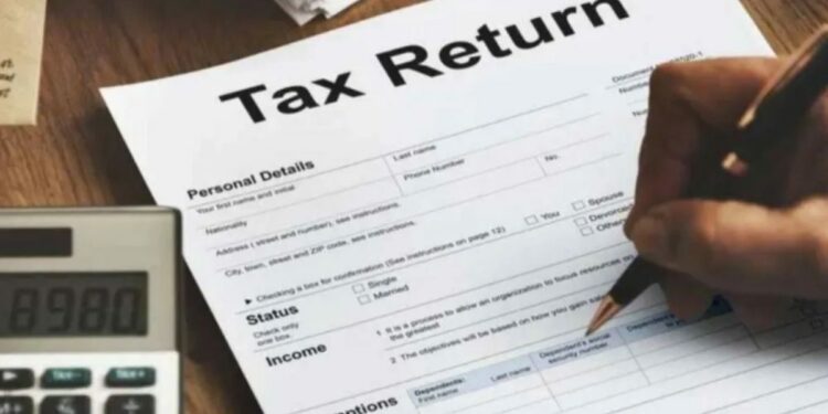 ‘या’ तारखेपूर्वी तुमचा ITR भरा, हे 6 मोठे फायदे मोफत मिळतील