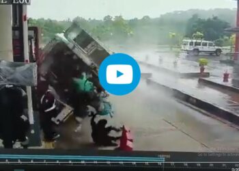 भरधाव रुग्णवाहिका टोलनाक्याला धडकली, 3 जण ठार, घटनेचा भयानक VIDEO समोर