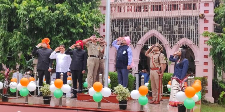 जिल्ह्याच्या विकासाला प्रथम प्राधान्य  – मंत्री गुलाबराव पाटील