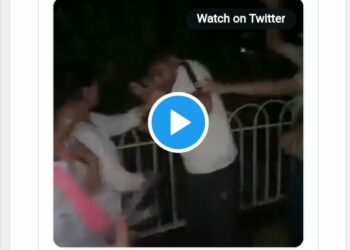 VIDEO : पतीला रोमान्स करतांना रंगेहात पकडले, पत्नीने धो… धो… धुतला, व्हिडीओ व्हायरल