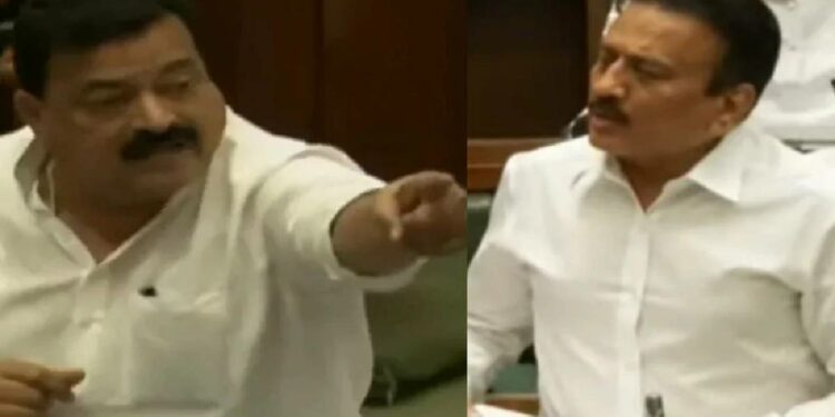 ना. महाजन यांच्यासारख्या अनुभवी मंत्र्यांकडून अश्या चुकीची अपेक्षा नव्हती, नेमक काय घडले सभागृहात?