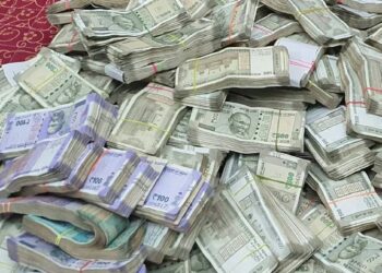 नाशकात २४ तासात 2 बडे अधिकारी एसीबीच्या जाळ्यात अडकले ; कोट्यवधींचे घबाड अन्..