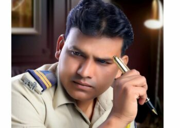 खाकी वर्दीचा सन्मान पोलीस विनोद अहिरे यांची राज्यस्तरीय कविसंमेलनाध्यक्षपदी निवड