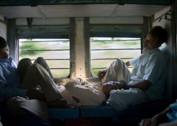 आता या वेळेस कोणताही प्रवासी ट्रेनमध्ये तुमच्या सीटवर बसू शकणार नाही, पहा हा रेल्वेचा नवा नियम