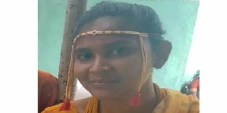 धक्कादायक ! 20 वर्षीय तरुण विवाहितेची गळफास घेऊन आत्महत्या, तीन महिण्यापुर्वीच झाले होते लग्न