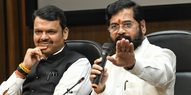 मंत्रिमंडळाचा विस्तार झाला, आता खातेवाटपाला मुहूर्त कधी..?