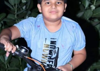 धक्कादायक ; जळगाव मेहरूण तलावाजवळ कारची रेस लावलेल्या कारने मुलाला उडविले ; मुलाचा मृत्यू