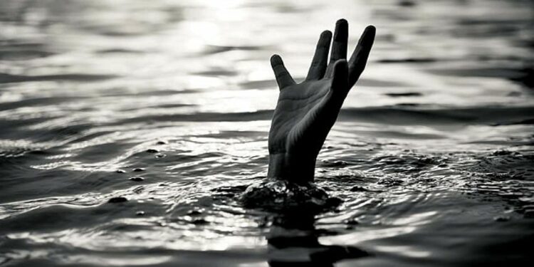 ऋषीपंचमी निमित्त तापी नदीवर महिलांची आंघोळीसाठी मोठी गर्दी ; एका महिलेचा बुडून मृत्यू