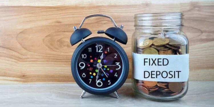 मुलांच्या नावावर FD करण्याचा विचार करताय? जाणून घ्या व्याजाच्या उत्पन्नावर कसा कर लागेल?