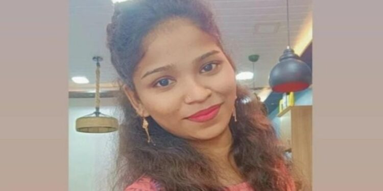 खळबळजनक ! पत्नी घटस्फोट देत नाही, रागातून पतीने गाठली खालची पातळी