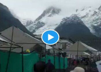 केदारनाथ येथे हिमस्खलनाचे भीषण दृश्य समोर ; पहा हा VIDEO