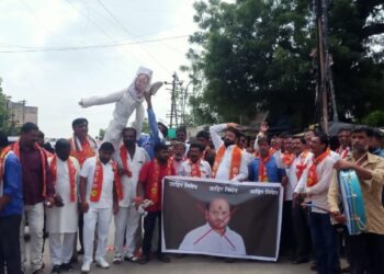 शिवसेना – संभाजी ब्रिगेडतर्फे रामदास कदम यांचा जाहीर निषेध