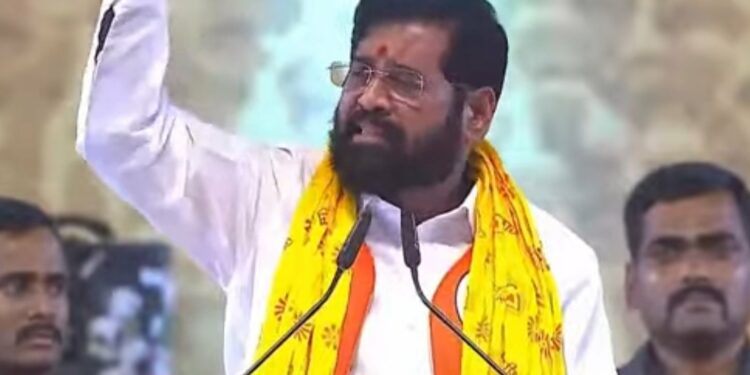 दसरा मेळाव्यातून मुख्यमंत्री एकनाथ शिंदे यांचा पहिल्यांदाच उद्धव ठाकरे यांच्यावर थेट हल्ला ; काय म्हटलं जाणून घ्या