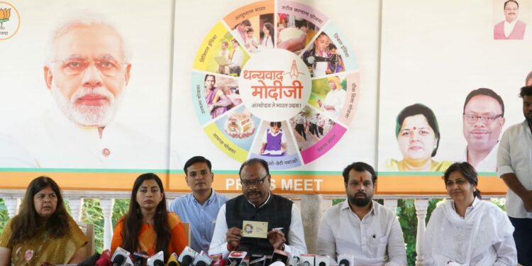 पंतप्रधान मोदी यांना राज्यातून ‘या’ कारणासाठी पंधरा लाख पत्रे जाणार