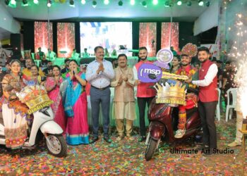 ‘जल्लोष’ 2022चा शानदार समारोप ; यश पूर्सनाणी दांडिया किंग तर ऋतुजा पाटील क्वीनने सन्मानित