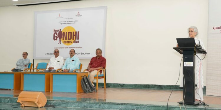 भारतीय मानसिकता परिवर्तनाची ताकद गांधी विचारातच