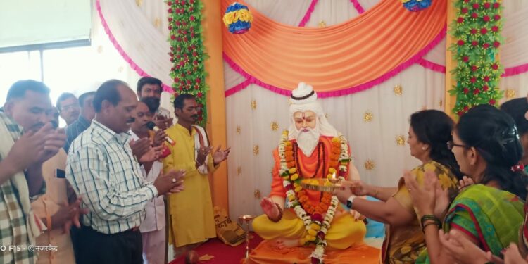 पाचोरा शहरात महर्षी वाल्मिकींची जयंती थाटामाटात साजरी