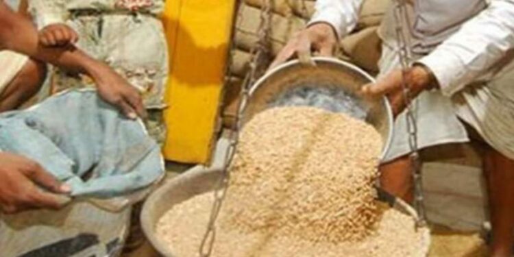 जळगाव जिल्ह्यातील ‘या’ रेशनकार्ड धारकांना दिवाळी सणानिमित्त मिळणार ‘इतके’ अन्न्यधान्य ; काय मिळणार, संपूर्ण यादी वाचा