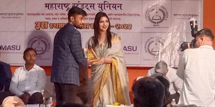 “मासु” “सर्वोत्तम विद्यार्थी नेता २०२२” पुरस्काराने रोहन महाजन सन्मानित