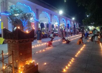 ‘उडाण’च्या दिव्यांनी उजळले चिमुकले श्रीराम मंदिर!