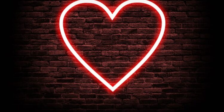 प्रेमप्रकरण ; तुमच्या मुलाशी लग्न लावून द्या, अन्यथा तुमच्या घरासमोर आत्महत्या करेन…