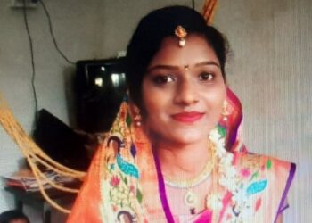 ओढणीने गळफास घेऊन २३ वर्षीय तरुणीने संपविले जीवन
