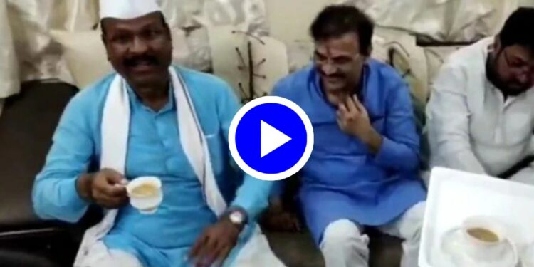 शिंदे सरकारमधील मंत्र्याने जिल्हाधिकाऱ्यांना विचारला भलताच प्रश्न.. VIDEO क्लीप व्हायरल