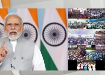 तरुणांसाठी खुशखबर..PM मोदींनी केला रोजगार वेळाव्याचं शुभारंभ, 75000 तरुणांना मिळणार नियुक्ती पत्र