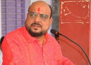 धमक्या देऊ नका, धमक्या द्याल तर..; गुलाबराव पाटलांना ठाकरे गटाच्या नेत्याचा इशारा