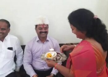 शिंदे गटातील आ.पाटलांनी केली ठाकरे गटात असलेल्या बहिणीकडे जाऊन भाऊबीज साजरी