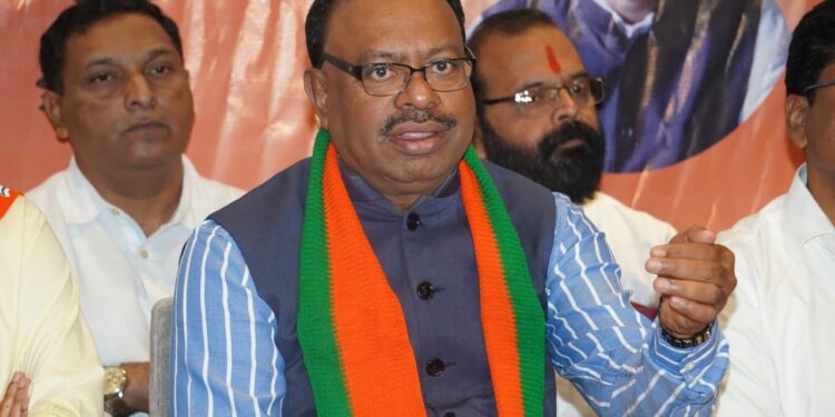 चित्रपटगृहात जाऊन मारहाण करणे  शिंदे फडणवीसांच्या राज्यात सहन करणार नाही  – चंद्रशेखर बावनकुळे यांचा इशारा