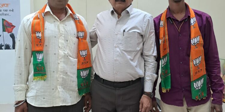 काहूरखेडा येथील ग्रा. प.सदस्यांचा भाजपात प्रवेश