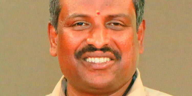 महाराष्ट्रातील ३५ जिल्ह्यात प्रभा आयुर्वेद रथयात्रा