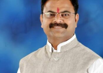 दुध संघ निवडणूक ; आ. किशोरअप्पा पाटील यांच्या ‘खेळी’ ने सर्वानाचं आश्चर्याचा धक्का!