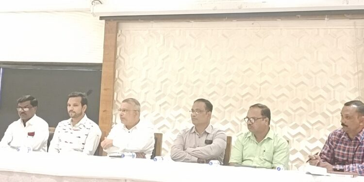 सिका ई – मोटर्स इलेक्ट्रिक बाईक बनवणारी खान्देशातील पहिलीच कंपनी