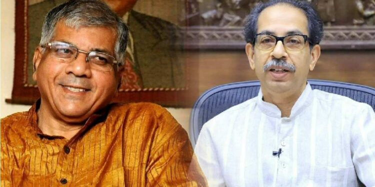 ठाकरे गट आणि वंचित बहुजन आघाडी युतीवर शिक्कामोर्तब!