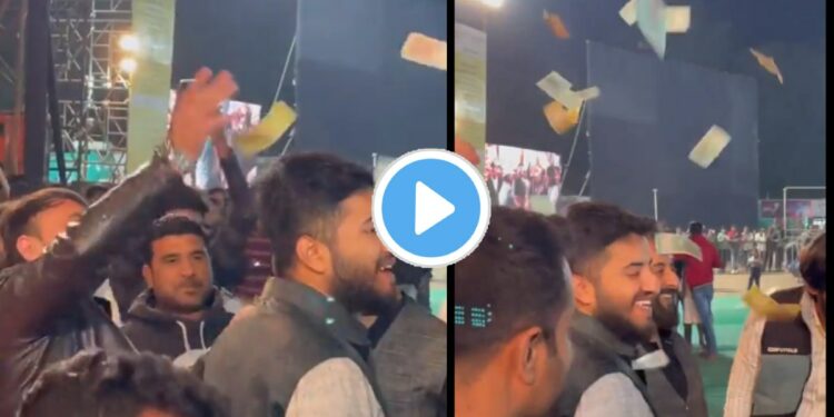 महाराष्ट्रातील ‘या’ खासदारावर अक्षरशः नोटांचा पाऊस ; व्हिडिओ व्हायरल