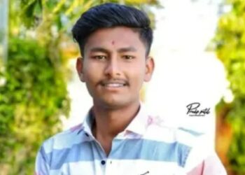 I just feel like… व्हॉट्सअपवर स्टेट्स ठेवून उचललं टोकाचं पाऊल