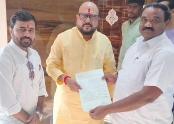 विशेष सहाय्य योजनांच्या मानधनात वाढ व कार्यपद्धतीत सुधारणा व्हावी ; डॉ.कमलाकर पाटलांची निवेदनाद्वारे मागणी